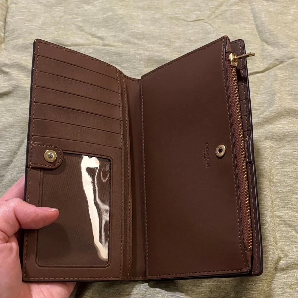 Coach wallet - Picture 2 of 4